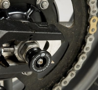 Chrániče osy zadního kola R&G Racing pro motocykly Triumph Tiger 800
